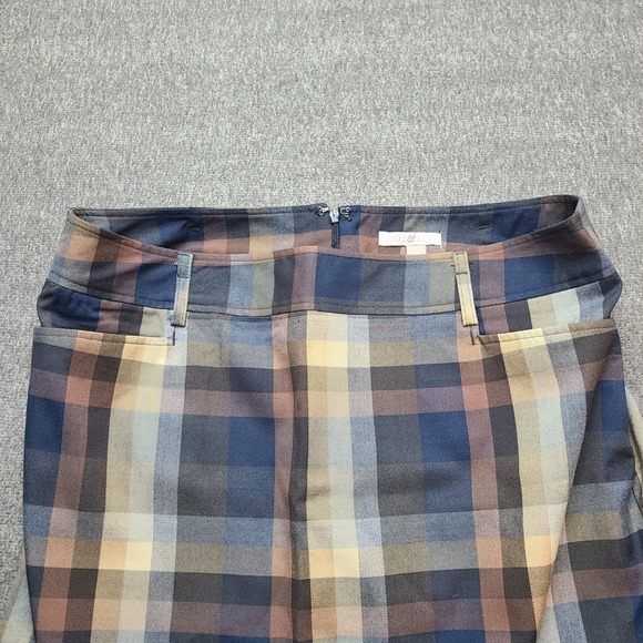 Roz & Ali Plaid Knee Length Skirt Women Size 16 Blue Brown Tan Career Casual - Picture 3 of 9